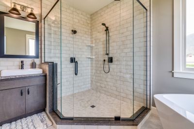 Seamless Glass Shower Enclosure